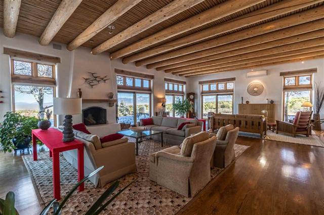 2019 Taos Parade of Homes Home #1